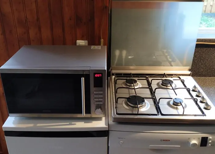 Vrijstaand In Het Bos Met Prive Sauna Semesterbostad *